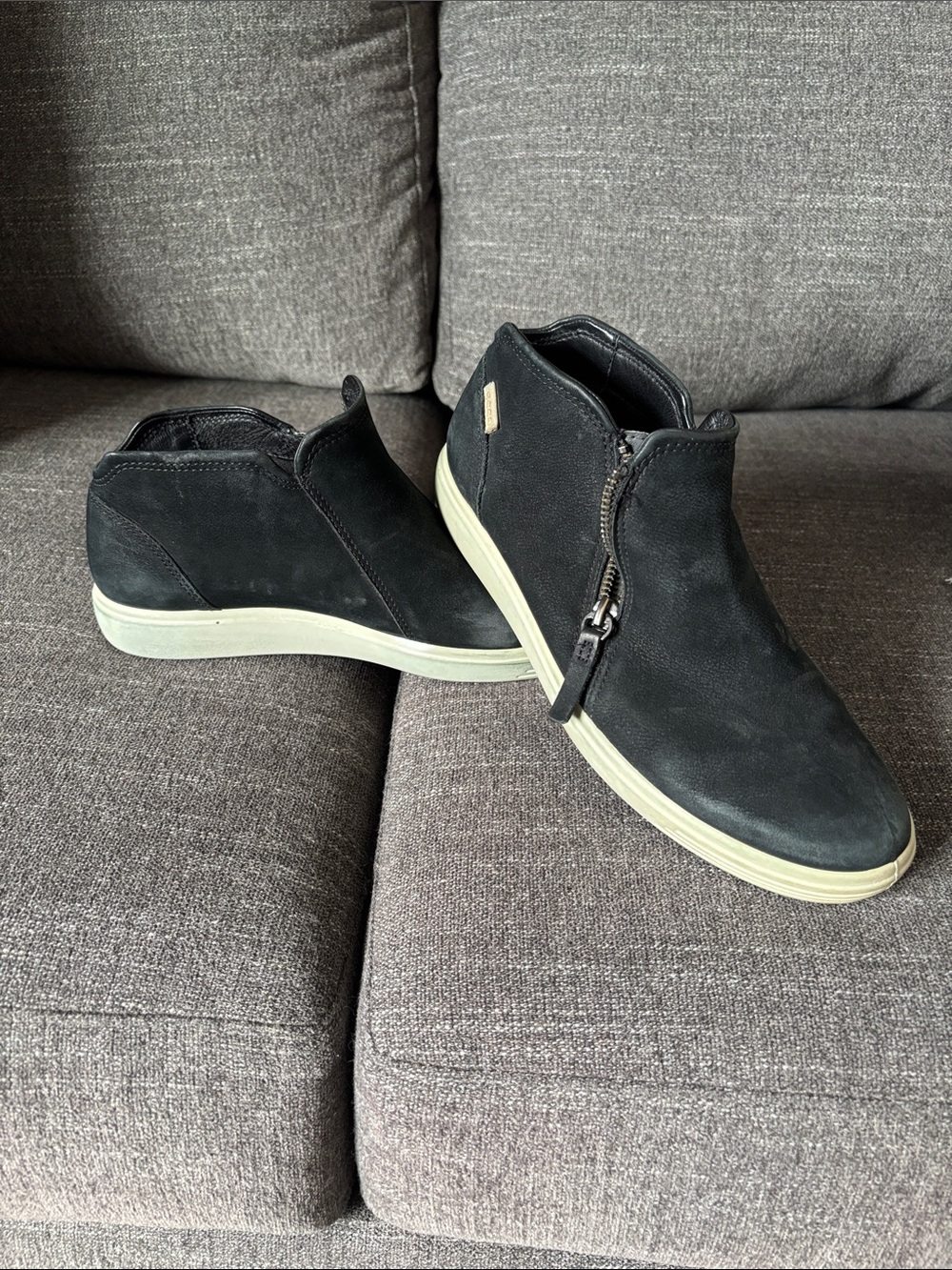 Ecco Black Chukka Boot Sneakers with Side Zip
